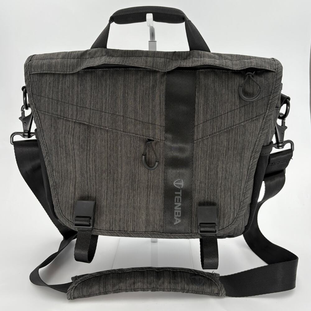 Tenba DNA 10 Nylon Messenger Laptop Commuter Bag Graphite Grey
